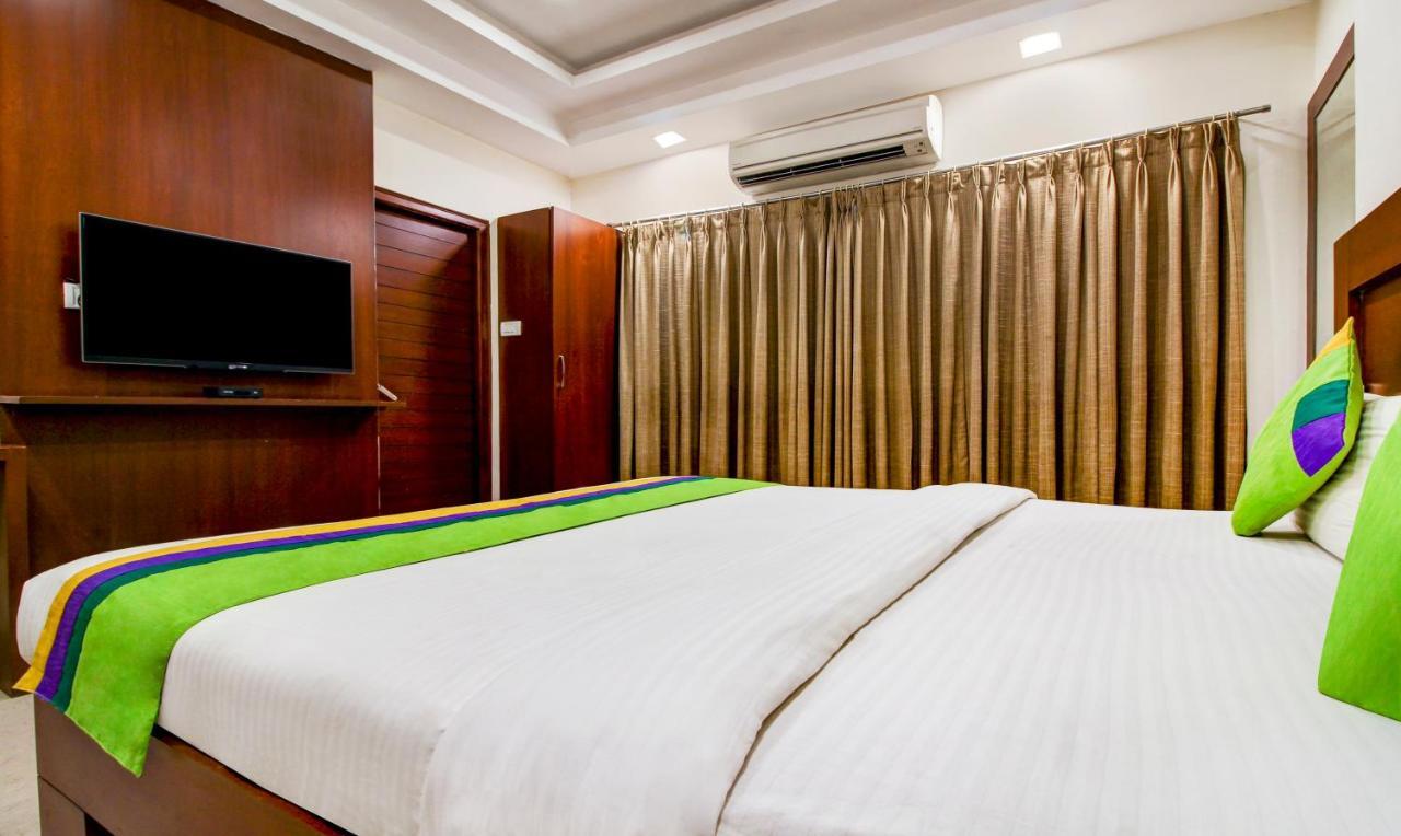 Treebo Trend Hotel Jp Plaza Nampally Hyderabad Eksteriør bilde